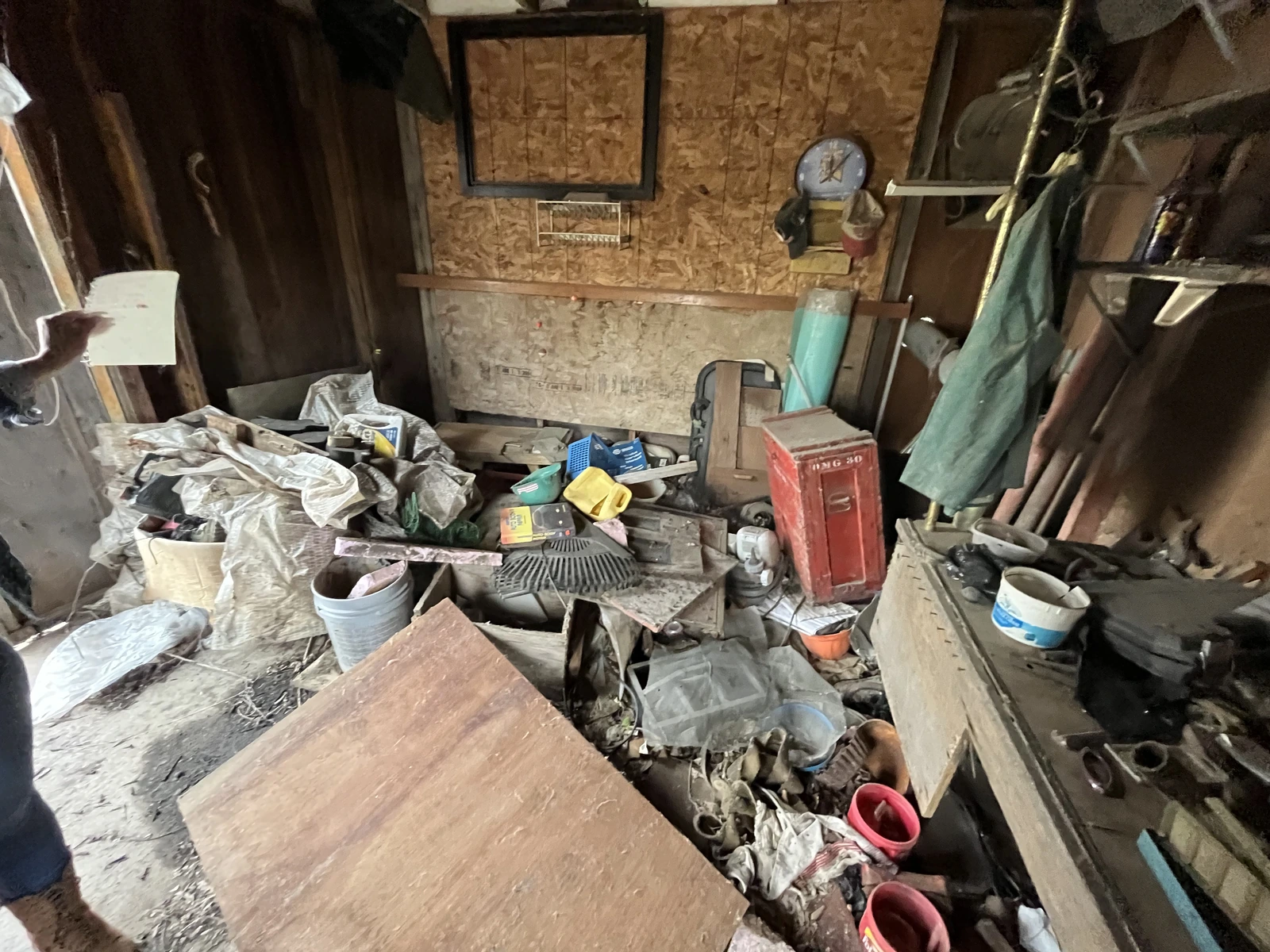 Garage cleanout in Minot, ND — before Dakota Cleanout service